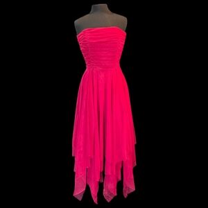 Elegant Red Strapless Dress